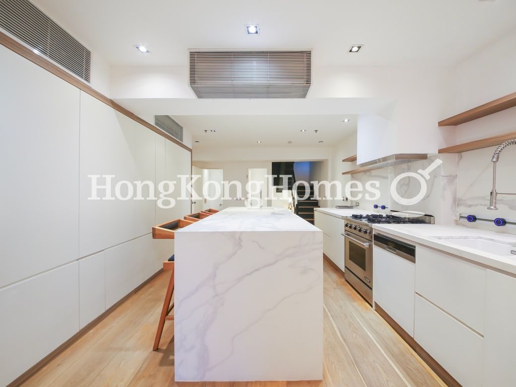 Open Kitchen — Yu Hing Mansion, Sheung Wan