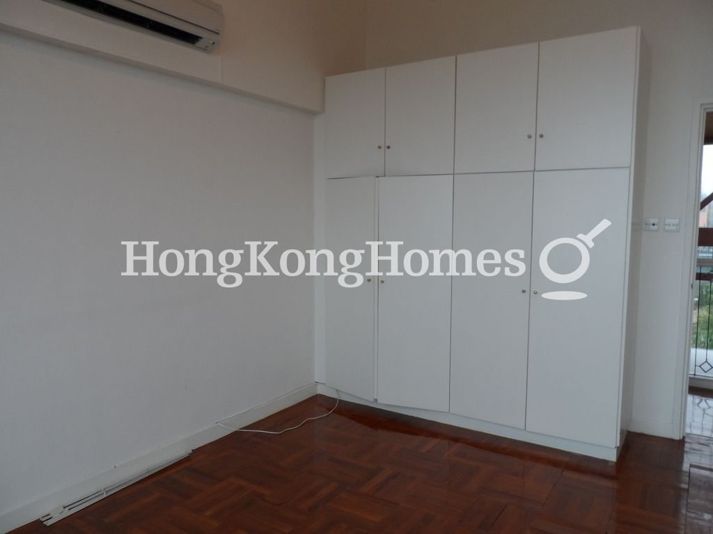 Built-in Wardrobe in Second Bedroom — Phase 7 - Bijou Hamlet - Bijou Drive, Discovery Bay