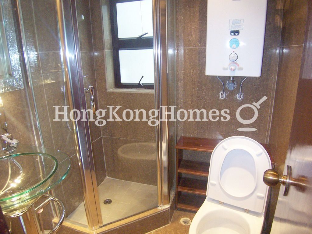 Guest Bathroom — Joy Garden - Block 02, Shouson Hill