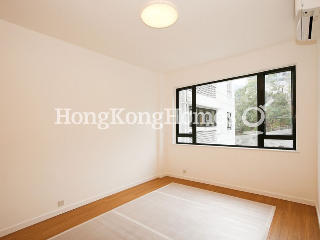 Fourth Bedroom — Evergreen Villa - Block D, Mid-levels East