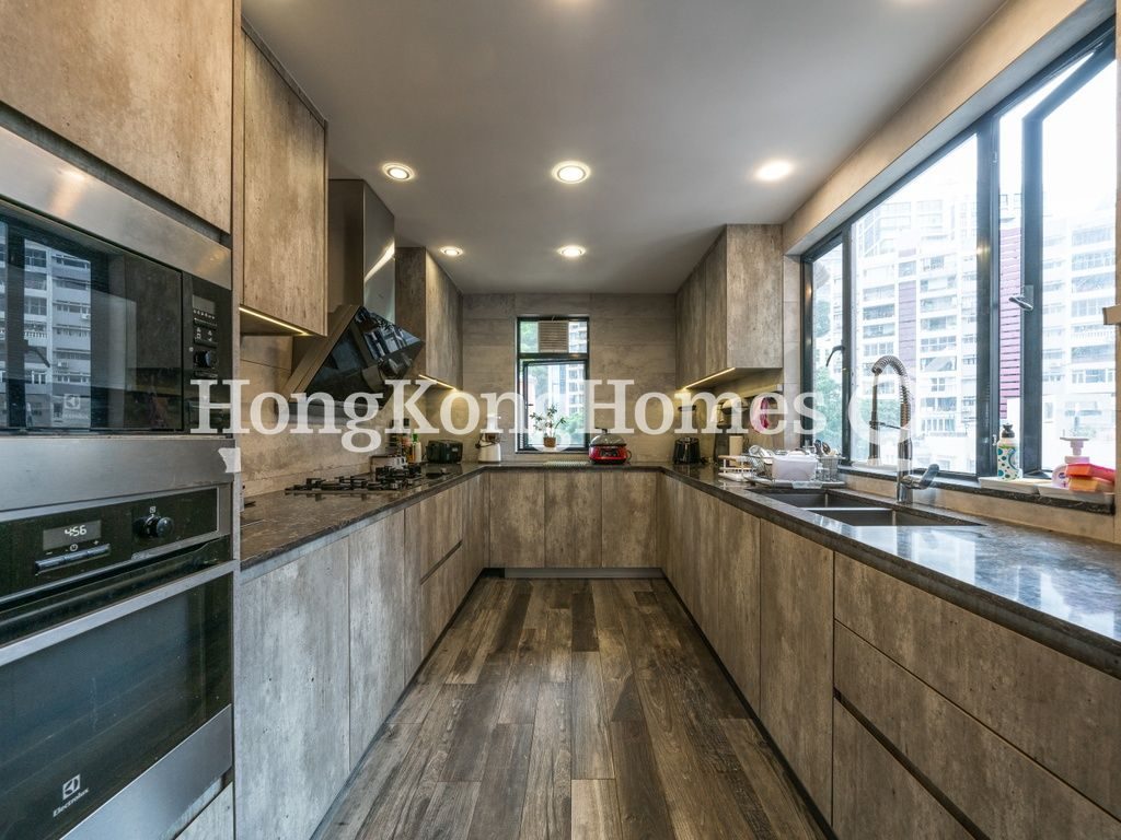 Kitchen — Villa Veneto, Mid-levels West