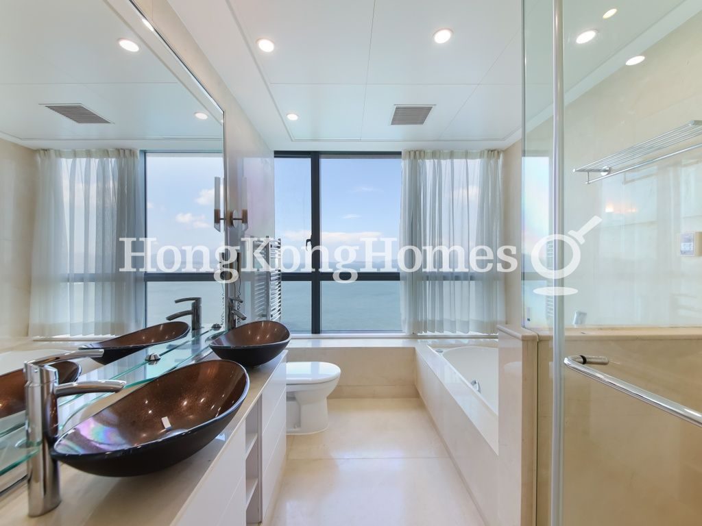 Master Bathroom — Residence Bel-air - Phase 04, Peak Tower 03, Pokfulam