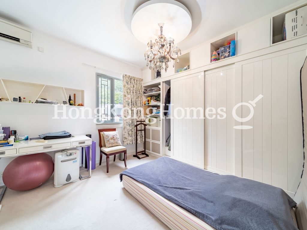 Second Ensuite Bedroom — Victoria Heights, Mid-levels East