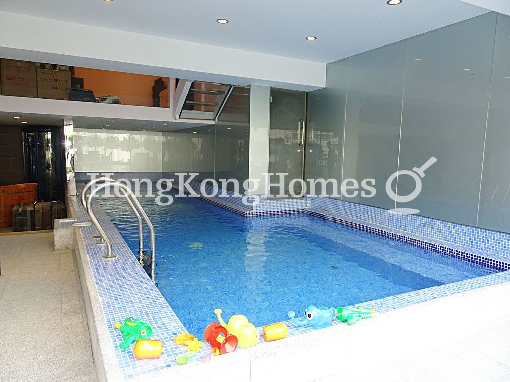Private Swimming Pool — Repulse Bay Heights, Repulse Bay