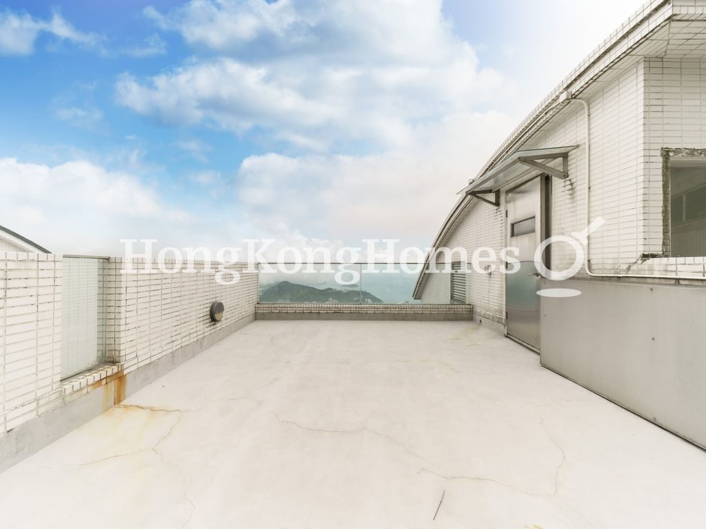 Private Roof Terrace — Sunshine Villa, The Peak