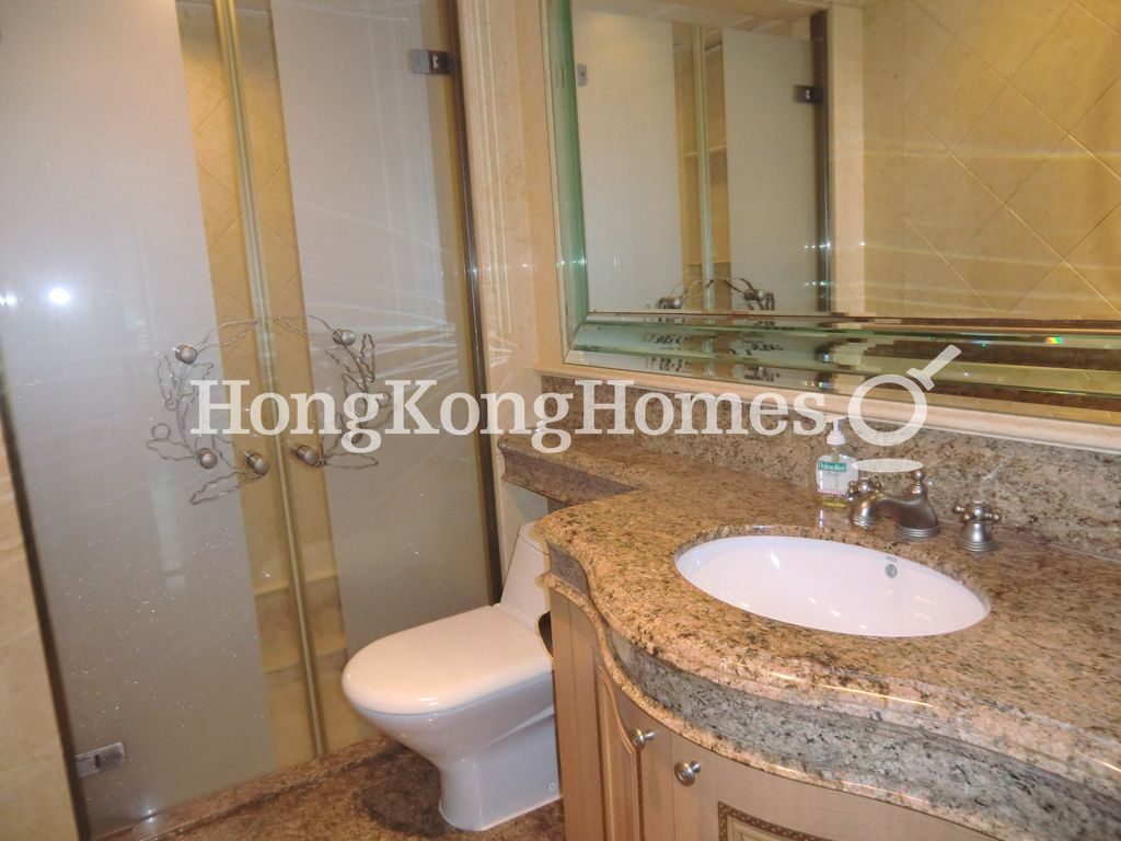 Guest Bathroom — The Leighton Hill - Block 06, Happy Valley