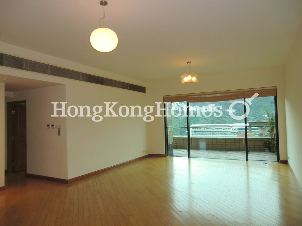Living and Dining Room — The Leighton Hill - Block 06, Happy Valley