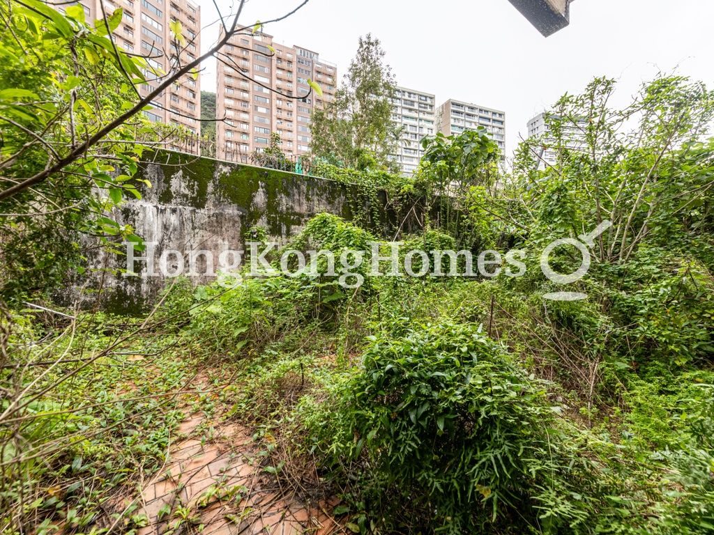 Private Garden — Moorsom Road, Jardine's Lookout