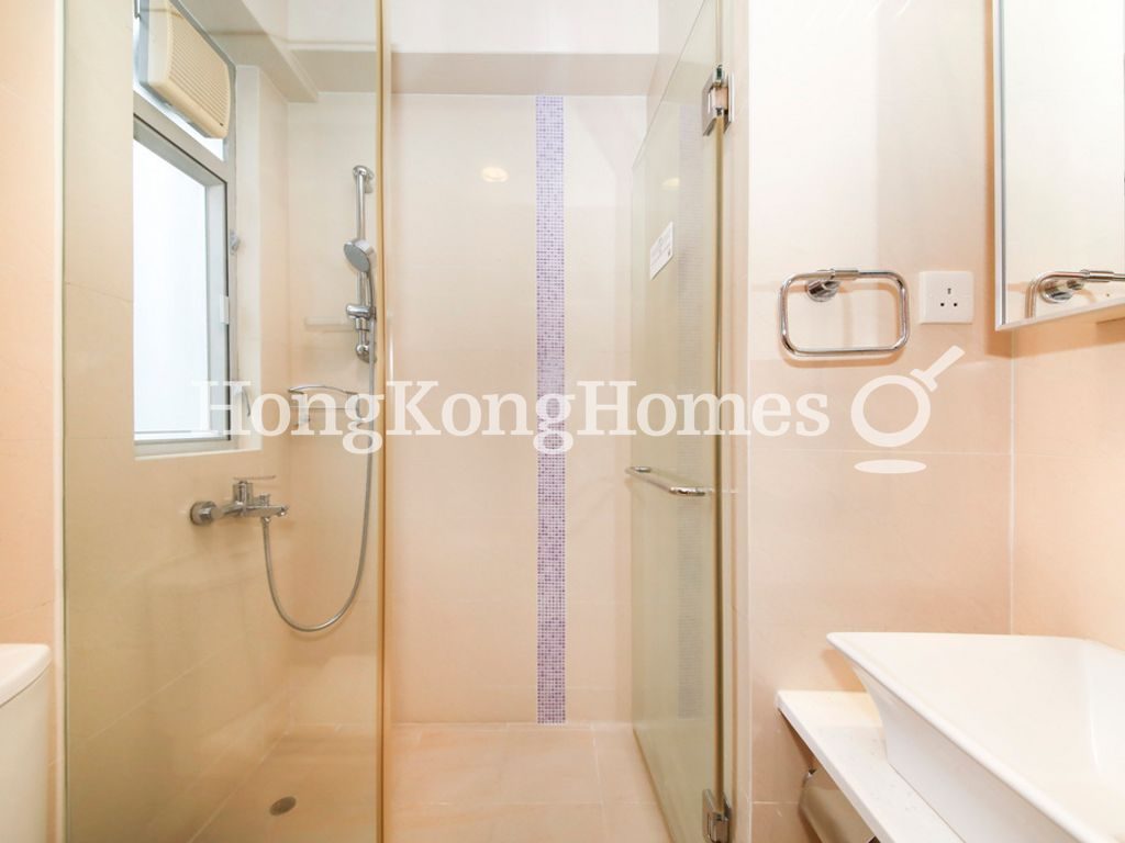 Ensuite Bathroom — Treasure View Happy Valley, Happy Valley
