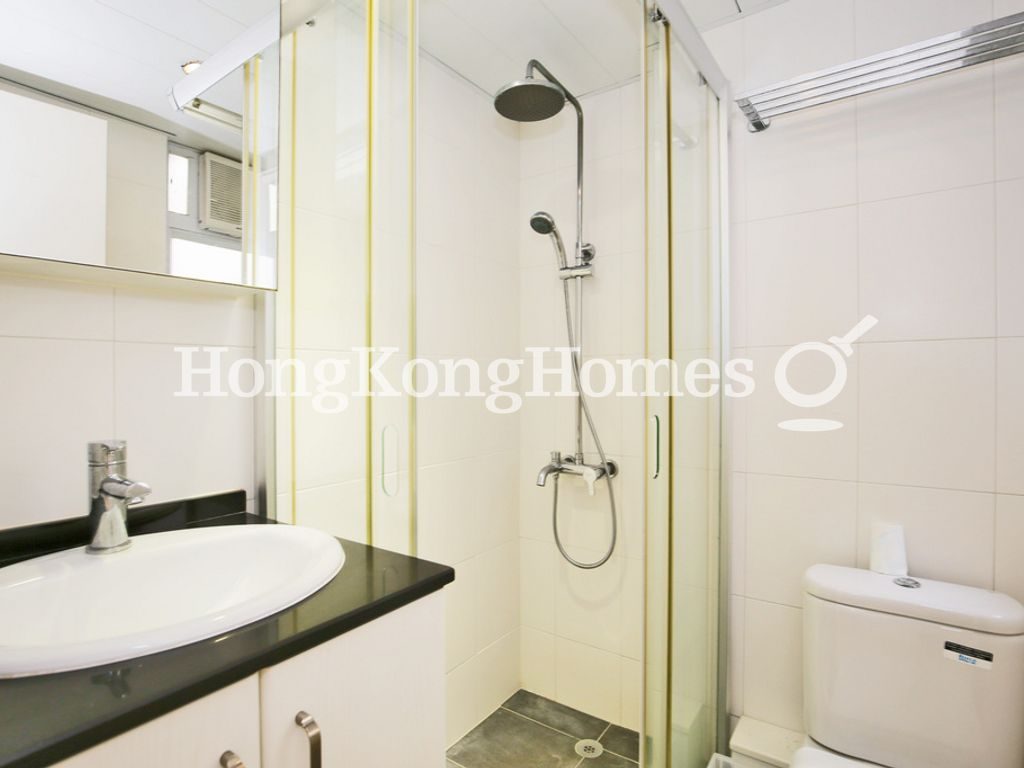 Bathroom — Wing Lok Street, 109-111, Sheung Wan