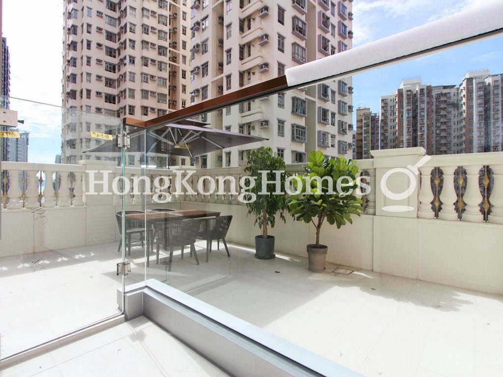 Private Terrace — 63 Pokfulam - Tower 01 (Amber House), Sai Ying Pun