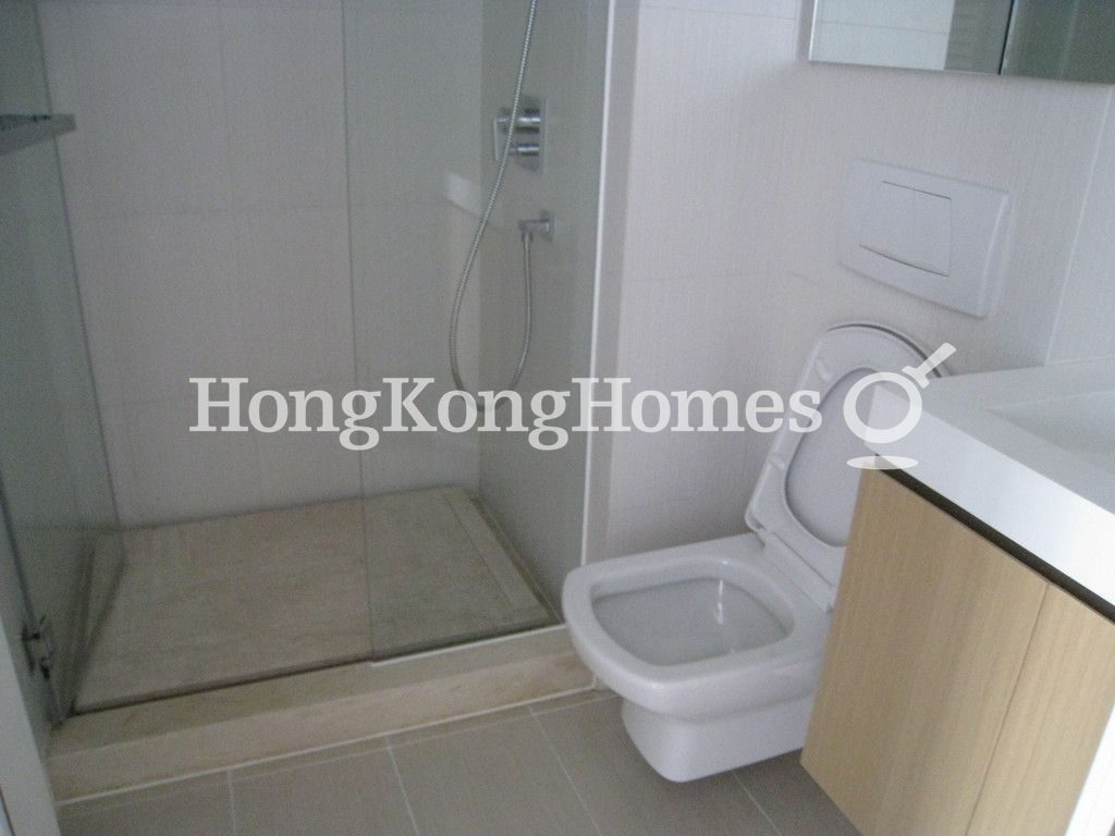 Bathroom — Soho 38, Mid-levels West