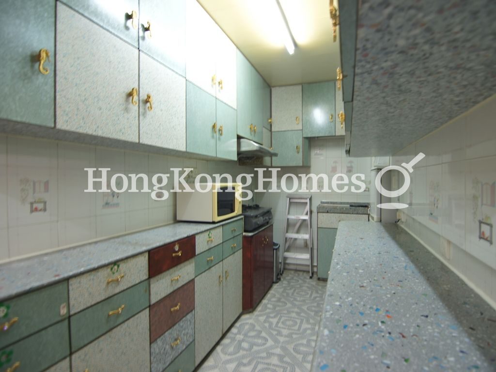Kitchen — Lei Shun Court, Causeway Bay