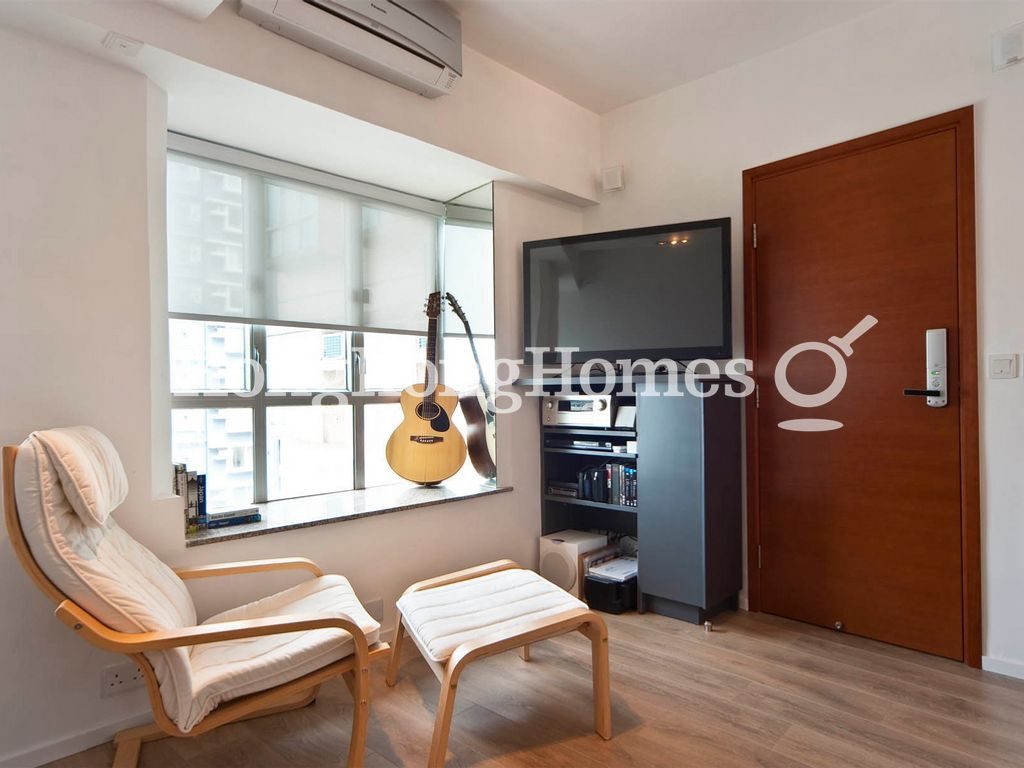 Living Room — Grandview Garden-Tower 2, Mid-levels West