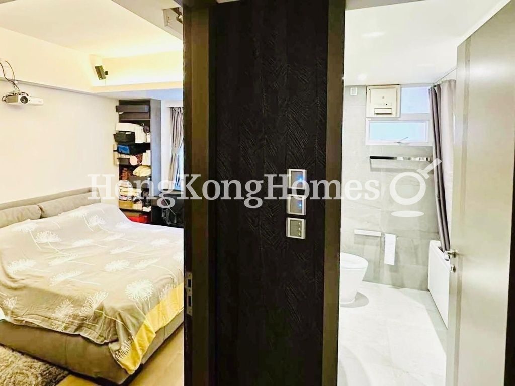 Master Bedroom and Bathroom — 干德道 40號，西半山
