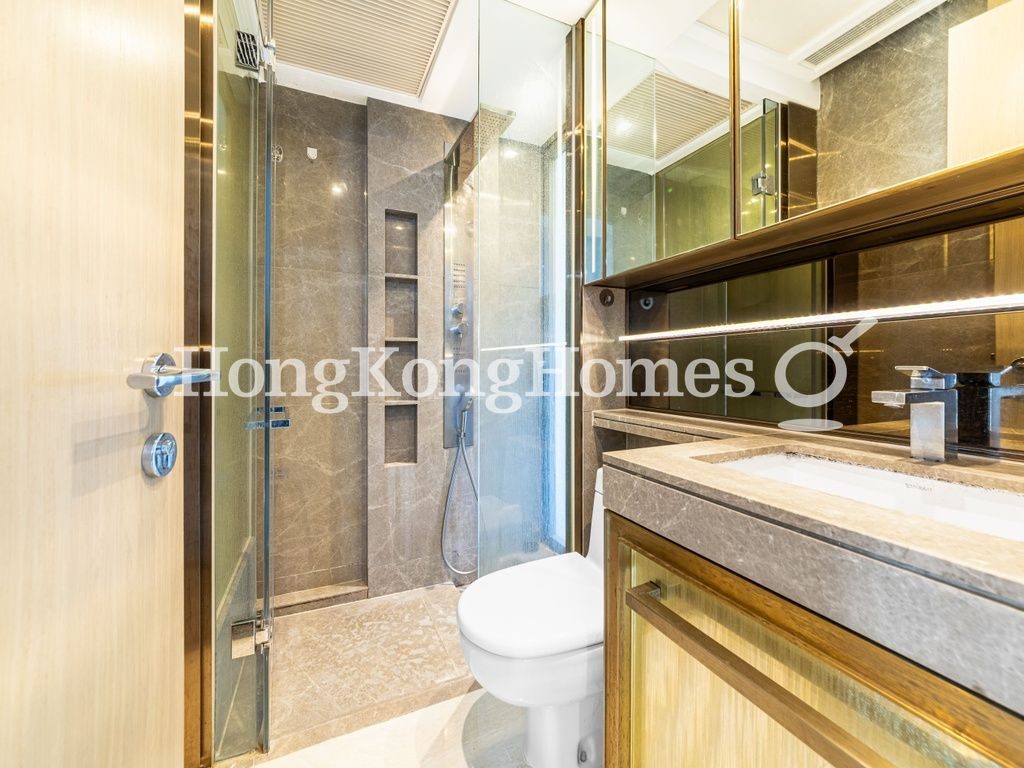 Bathroom — King's Hill, Sai Ying Pun