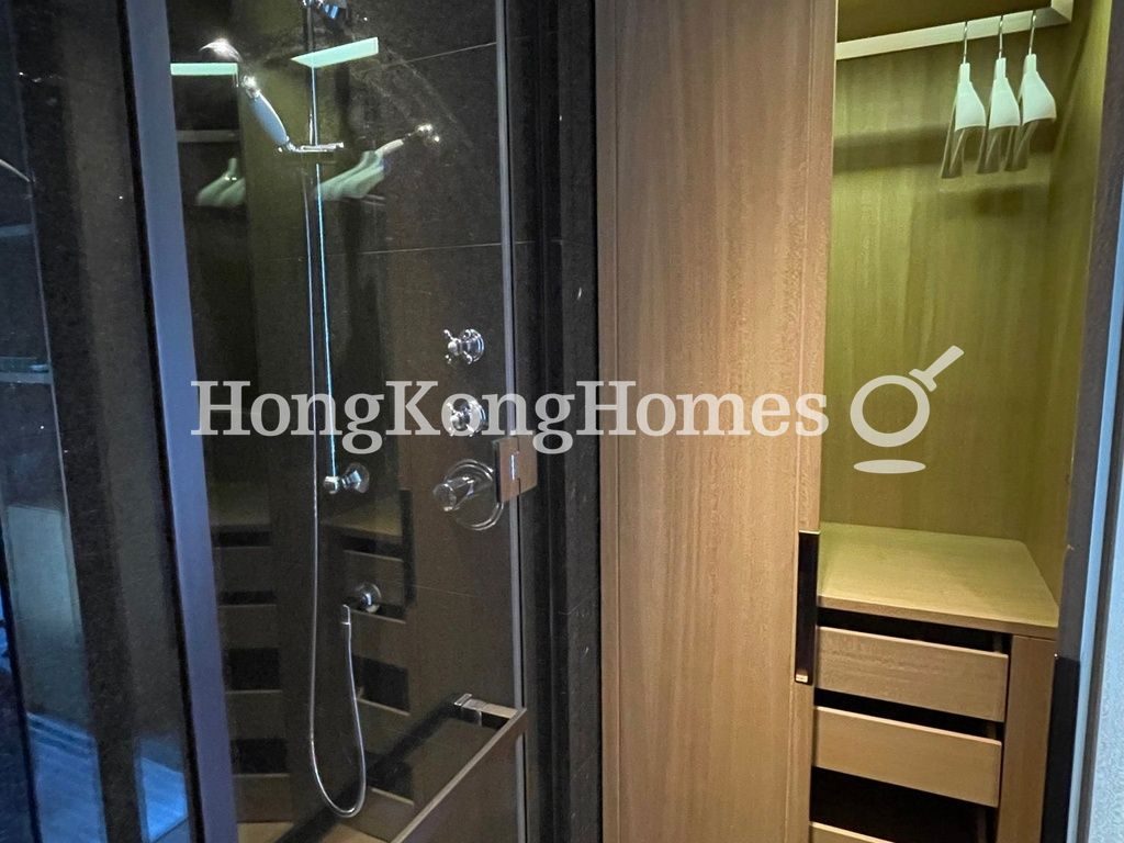 Bathroom — Eight Kwai Fong, Happy Valley
