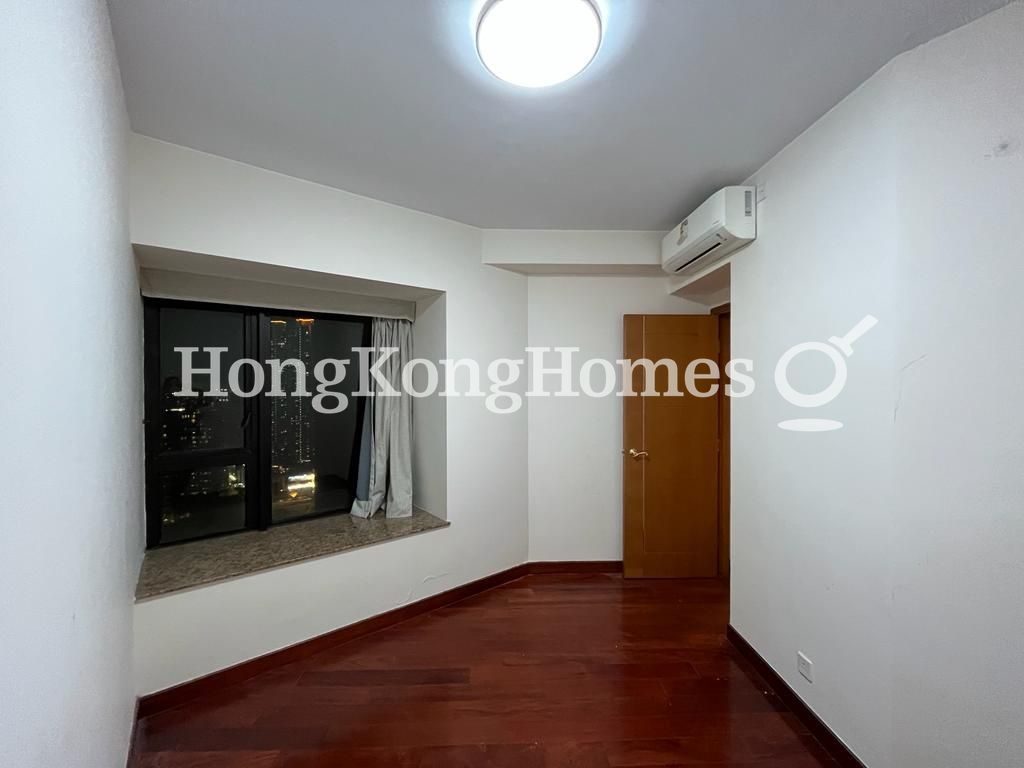 Master Bedroom — The Arch - Block 2A (Moon Tower), Tsim Sha Tsui