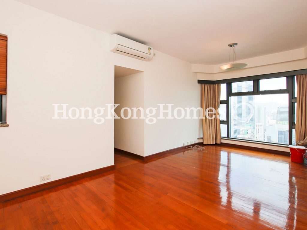 Living and Dining Room — Palatial Crest, Mid-levels West