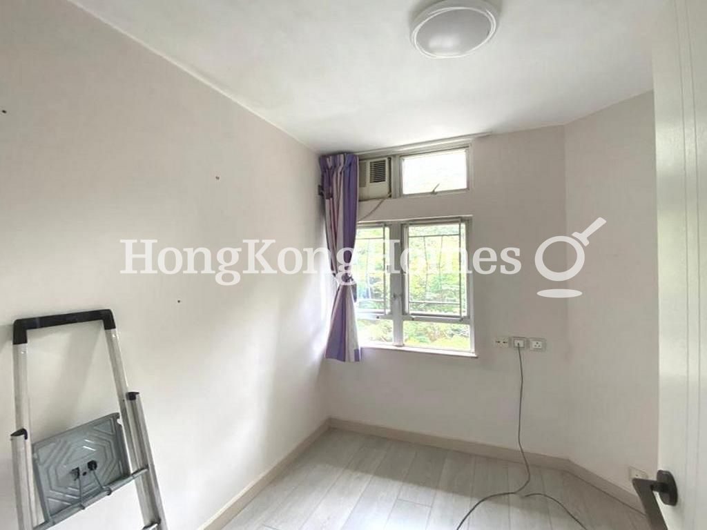 Second Bedroom — South Horizons - Phase 04, Tower 26, Eaton Court, Ap Lei Chau