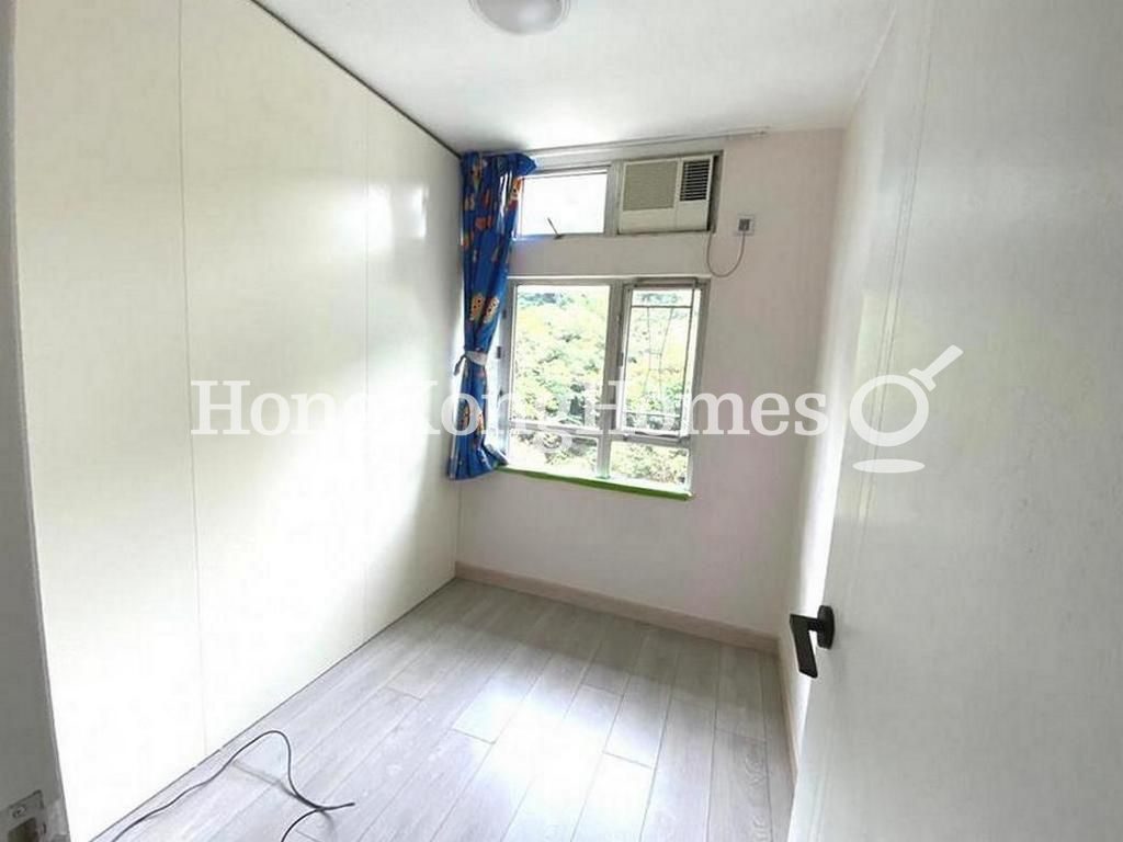 Third Bedroom — South Horizons - Phase 04, Tower 26, Eaton Court, Ap Lei Chau