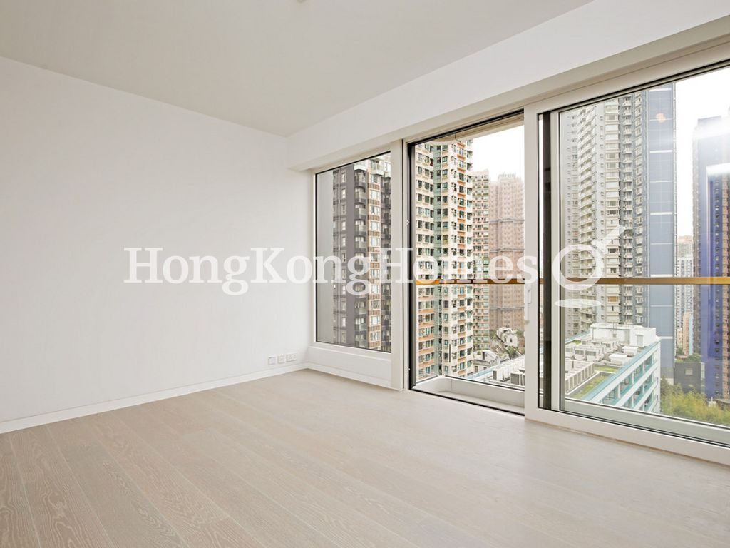 Living and Dining Room — 28 Aberdeen St., Central