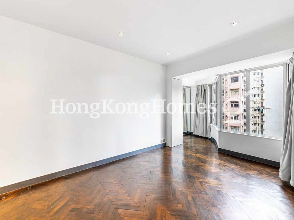 Living and Dining Room — Bel Mount Garden, Central