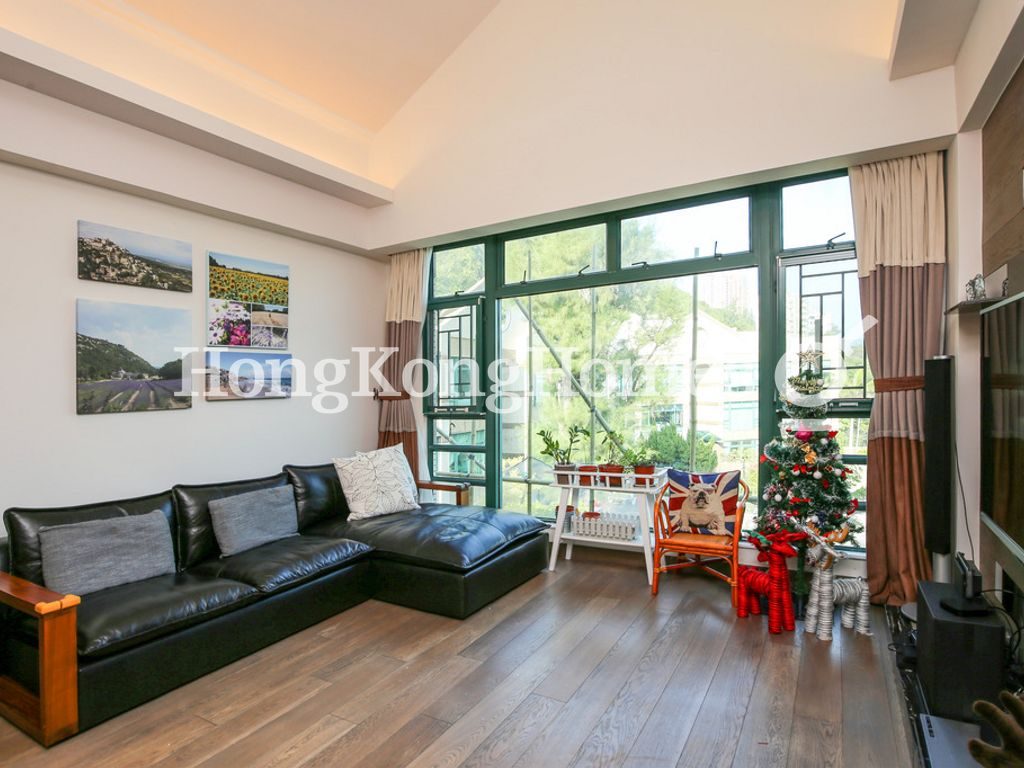 Living Room — Stanford Villa - Block 06, Stanley