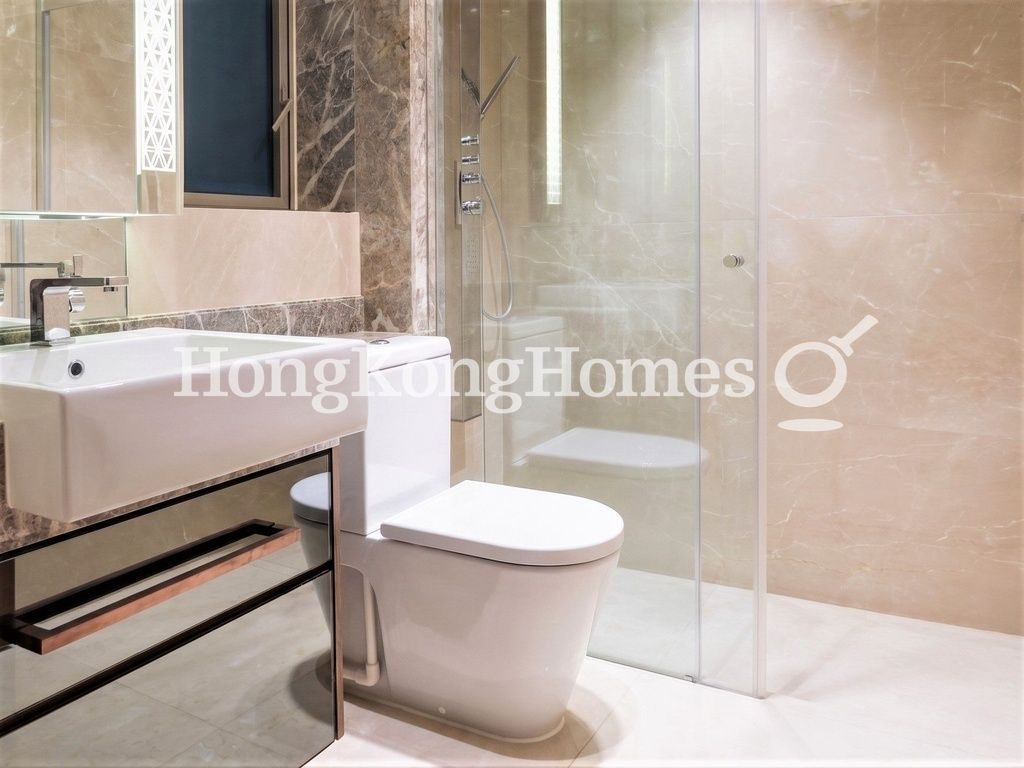 Guest Bathroom — The Avenue - Phase 1 - Tower 5, Wan Chai