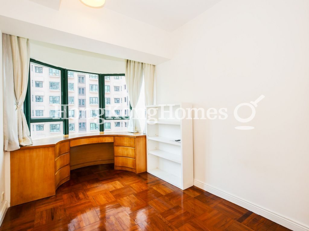 Second Bedroom — Hillsborough Court - Block 02, Mid-levels Central