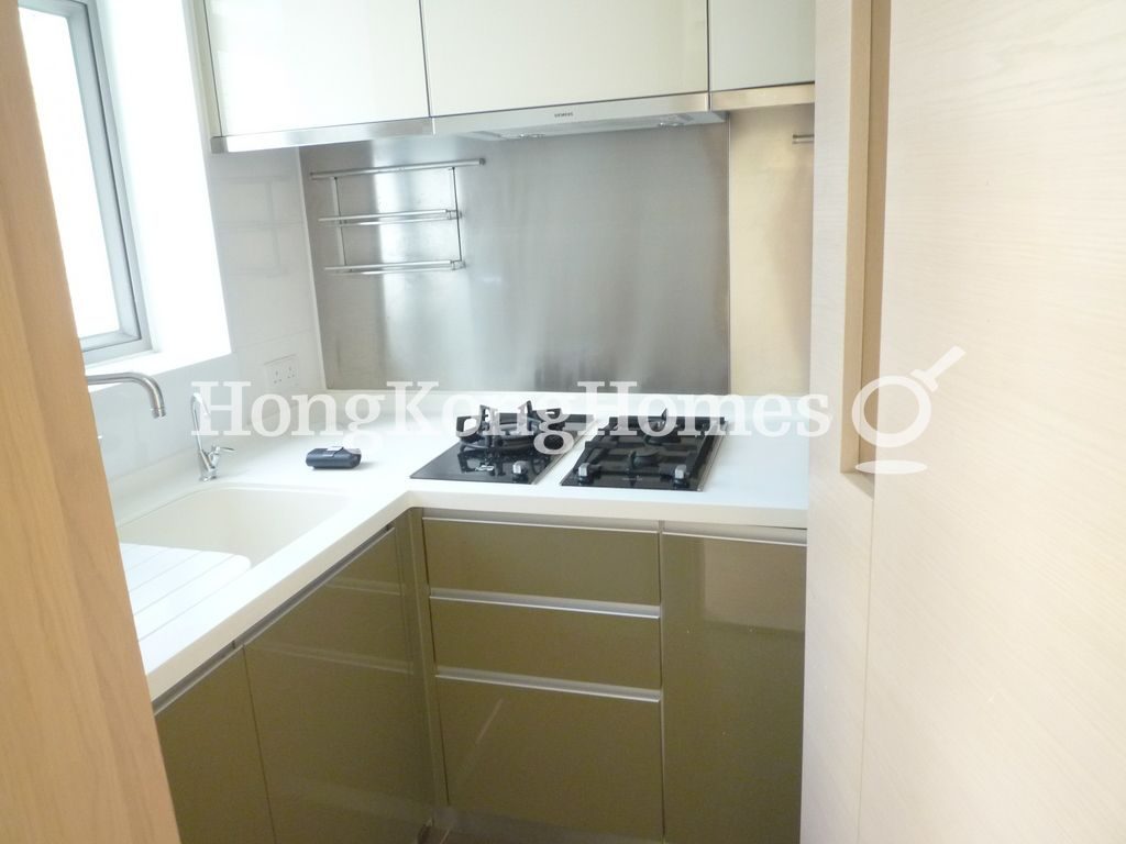 Kitchen — Island Crest - Tower 1, Sai Ying Pun