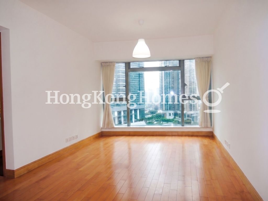 Living and Dining Room — The Harbourside - Tower 1, Tsim Sha Tsui