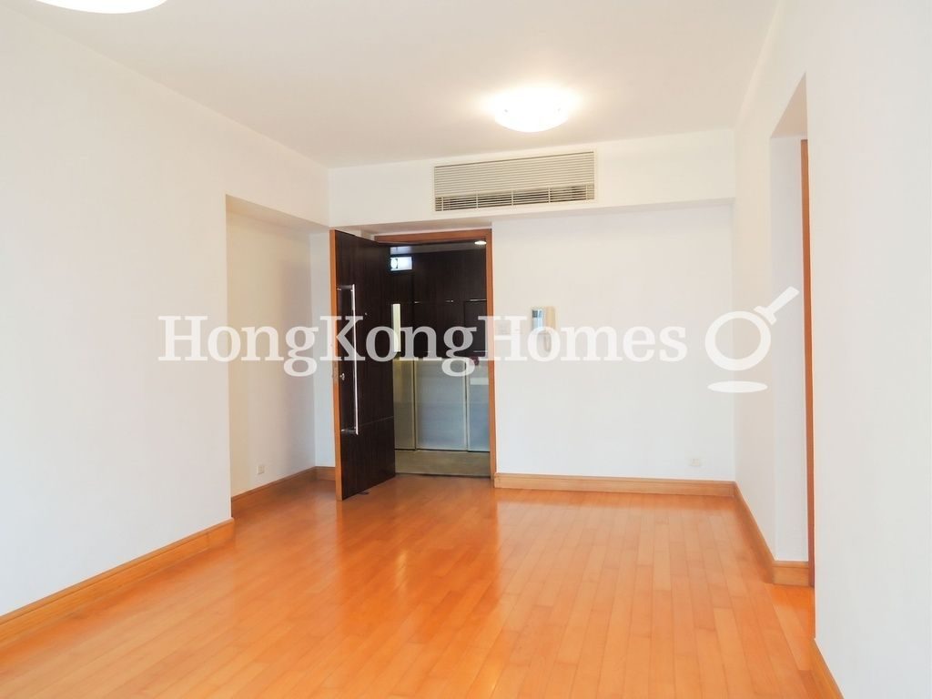 Living and Dining Room — The Harbourside - Tower 1, Tsim Sha Tsui