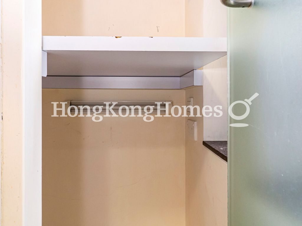 Maid's Room — Euston Court - Block 01, Mid-levels West