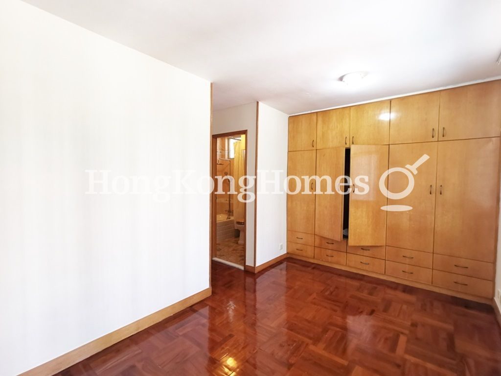 Master Bedroom — Taikoo Shing - Tsui Kung Mansion, Taikoo Shing