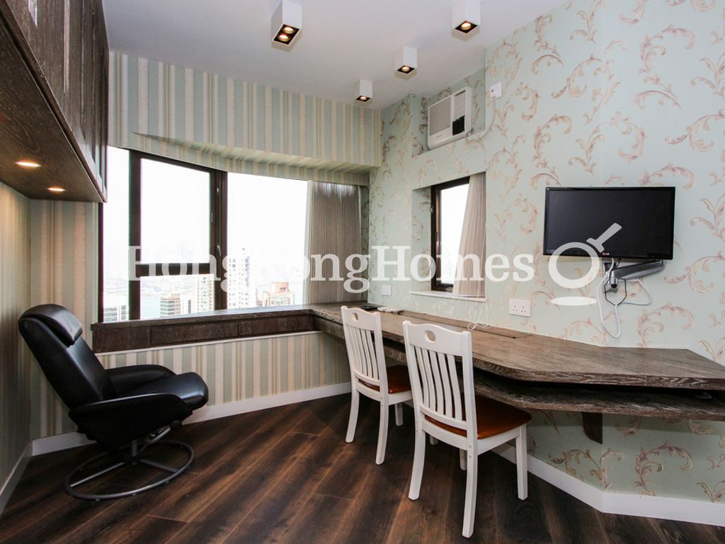 Study Area In Master Bedroom — Euston Court - Block 01, Mid-levels West