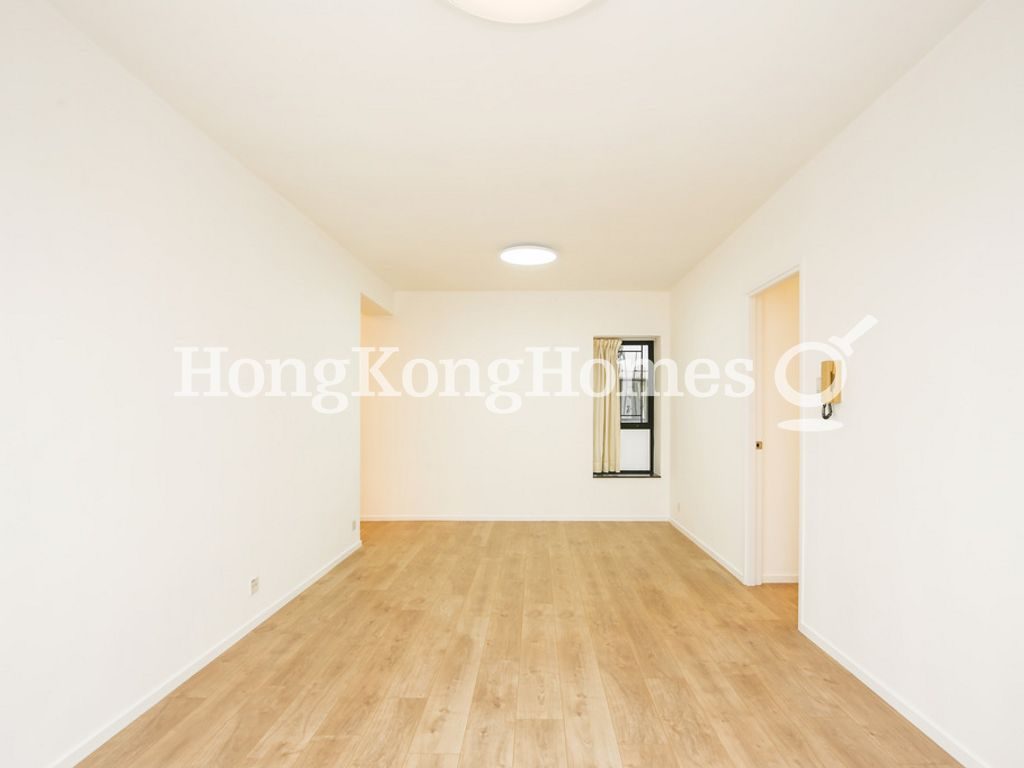 Living and Dining Room — The Grand Panorama III, Mid-levels West