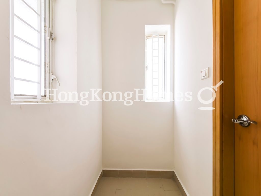 Store Room — Les Saisons - Tower 03, L Automne, Shau Kei Wan