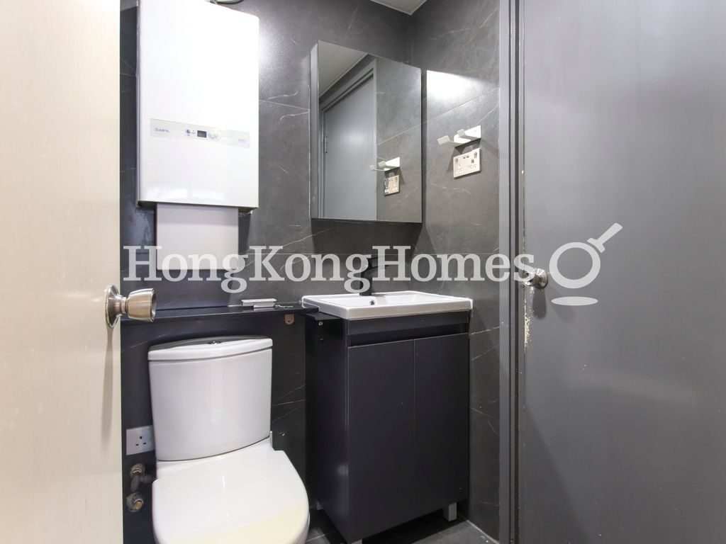 Master Bathroom — Bowen Road, 6B - 6E, Mid-levels Central