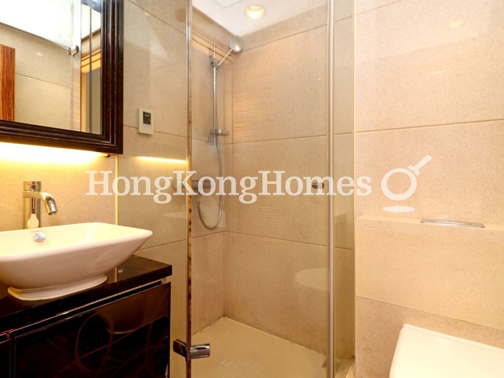 Second Ensuite Bathroom — Serenade - Tower 1, Tai Hang