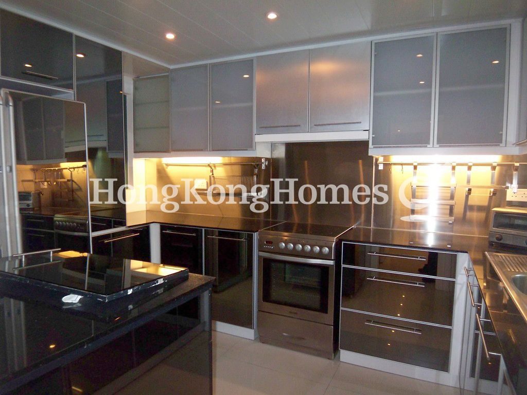Kitchen — Phase13 - Chianti - Block 01 - The Pavilion, Discovery Bay