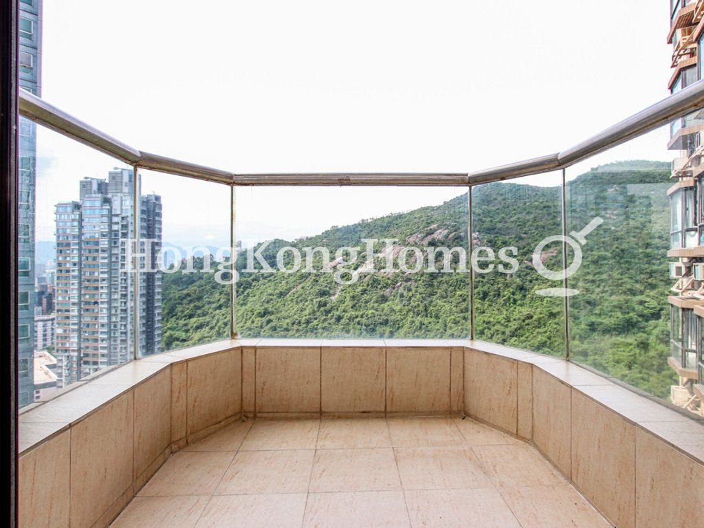 Balcony off Living and Dining Room — Ronsdale Garden - Block 2, Tai Hang