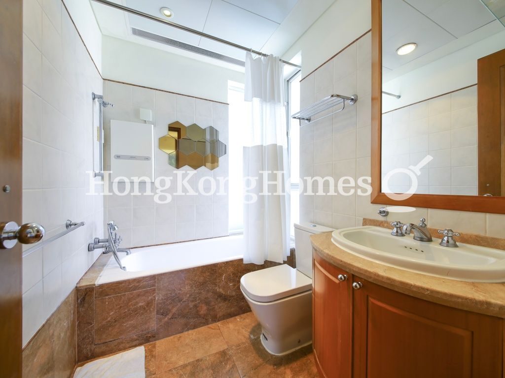 Master Bathroom — 星域軒 1座，灣仔