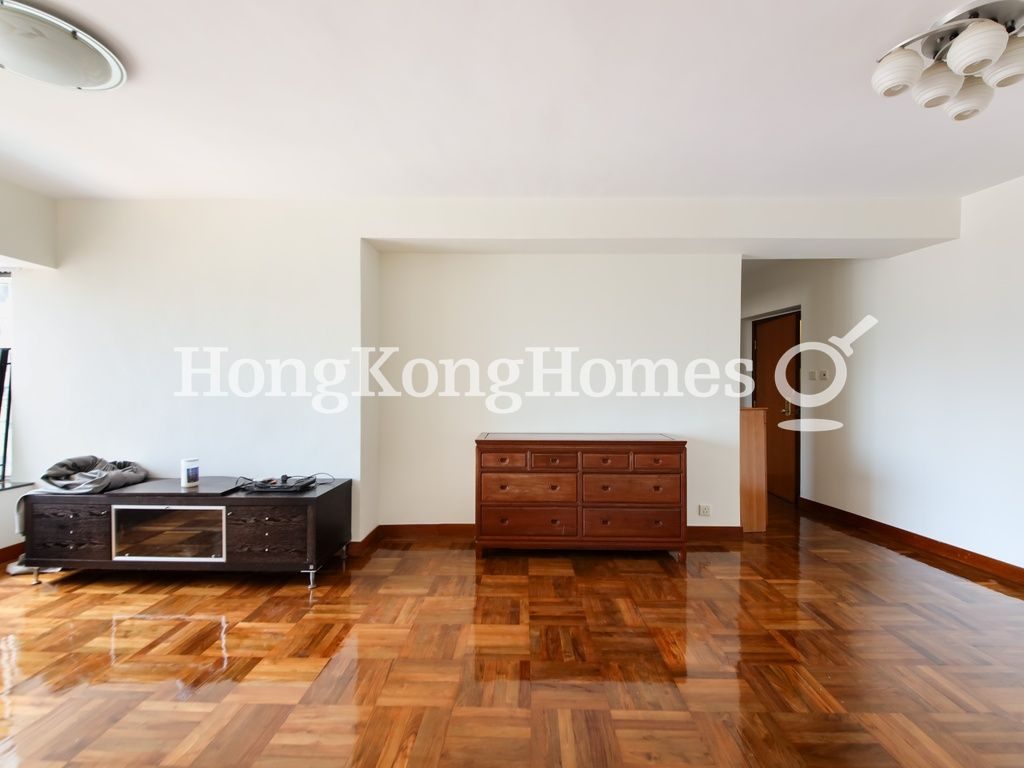 Living and Dining Room — The Grand Panorama III, Mid-levels West
