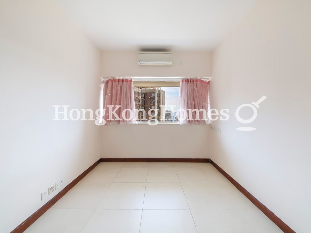 Master Bedroom — Hilltop, North Point Hill