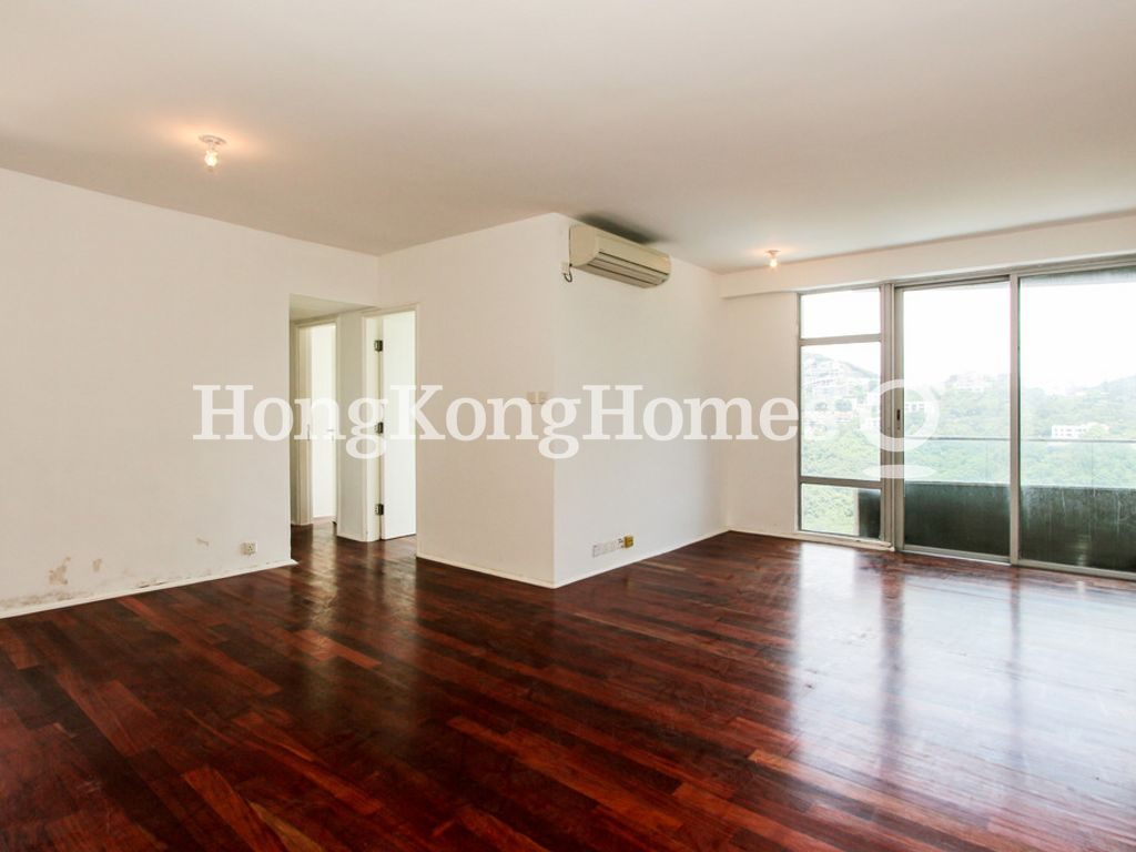 Living and Dining Room — Repulse Bay Road, 23, Repulse Bay