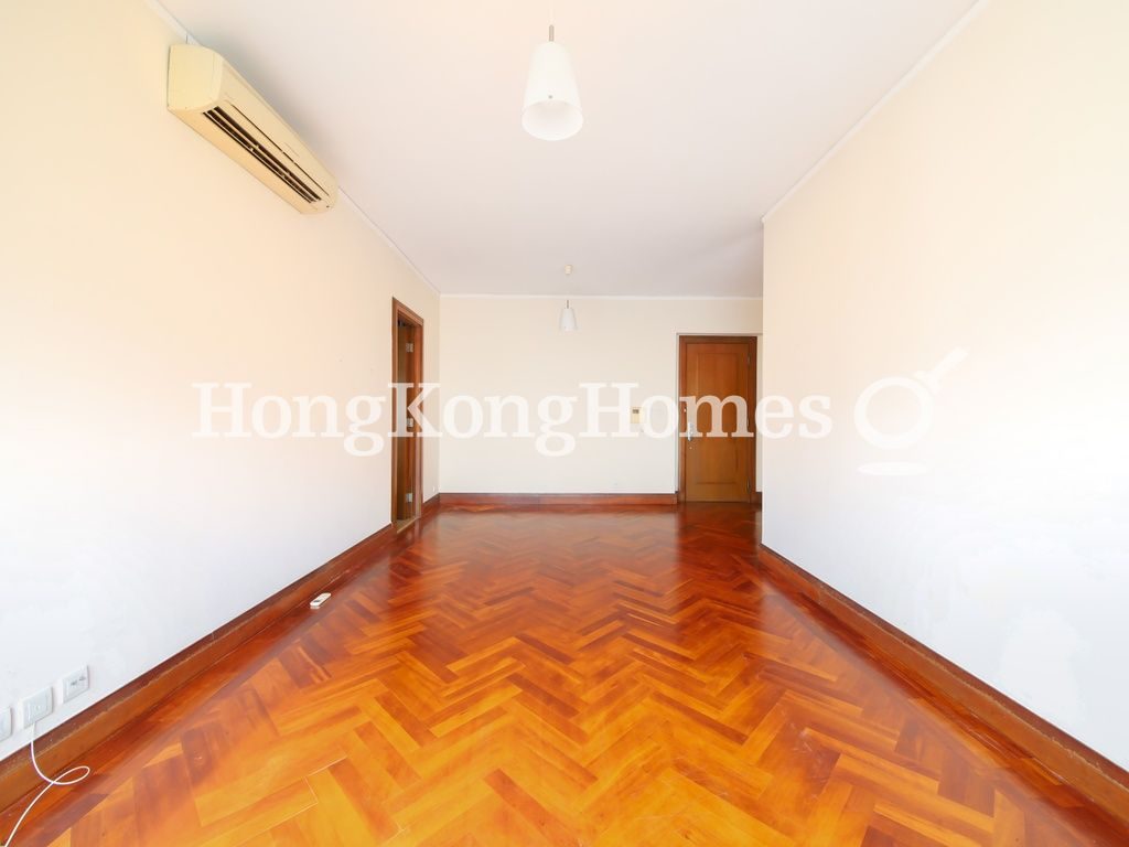 Living and Dining Room — Starcrest - Tower 1, Wan Chai