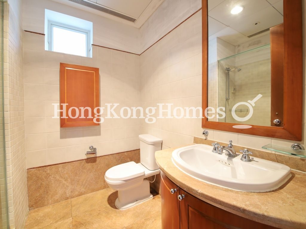 Guest Bathroom — Starcrest - Tower 1, Wan Chai