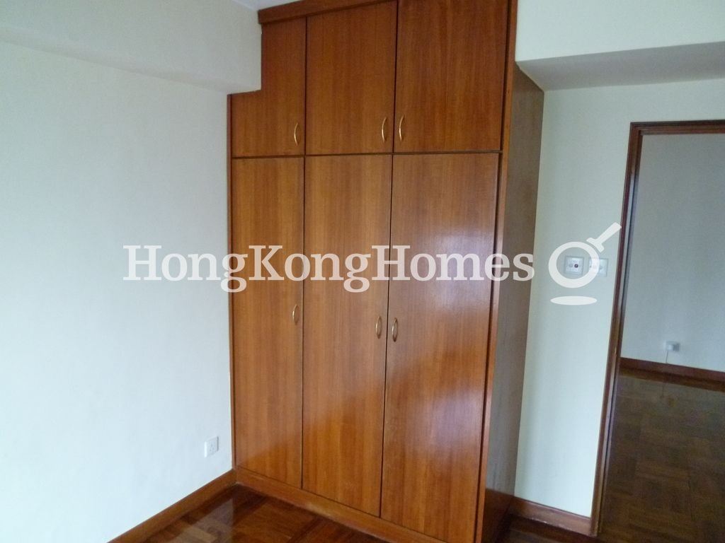 Built-in Wardrobe in Third Bedroom — Monmouth Villa, Mid-levels East