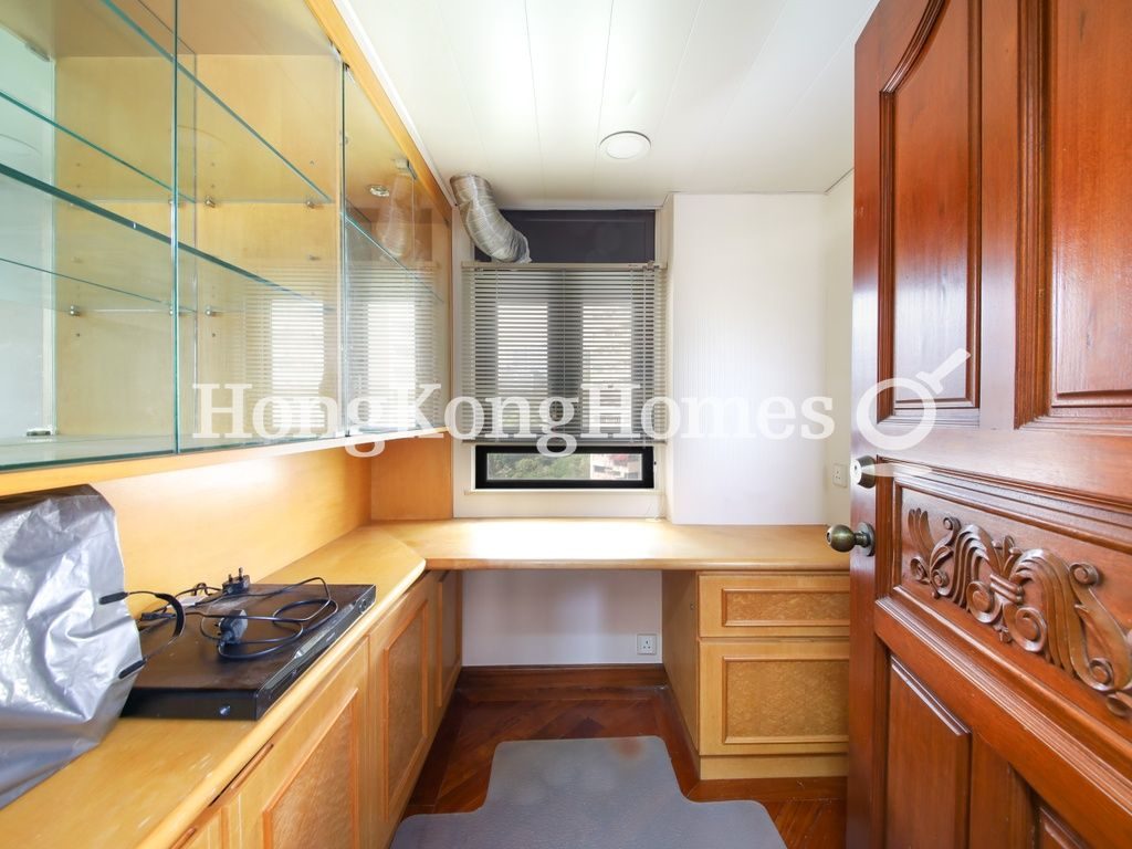 Maid's Room — Baguio Villa - Block 16, Pokfulam